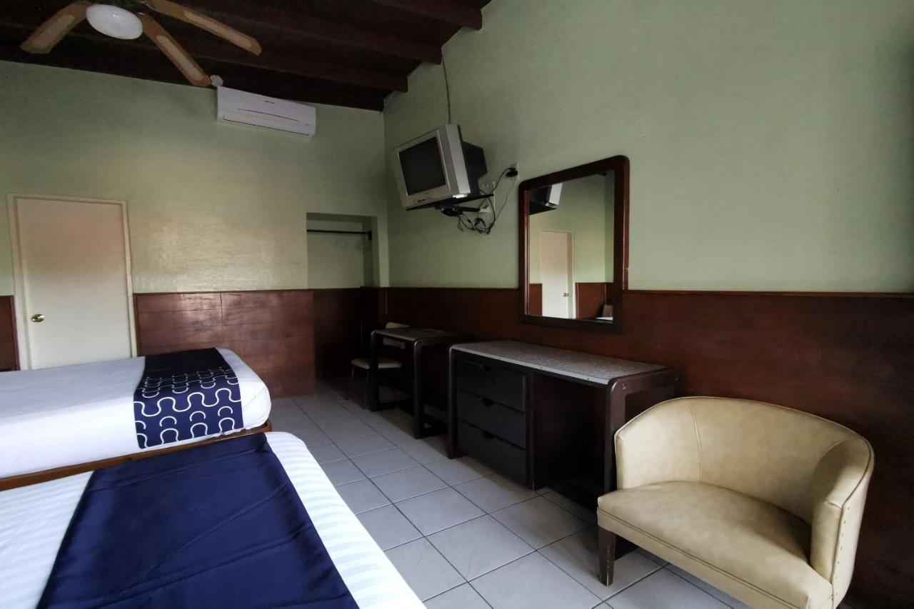 إنسينادا Capital O Hotel America المظهر الخارجي الصورة